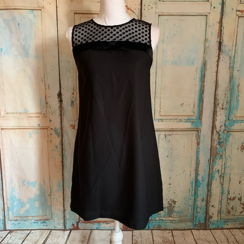 CeCe shift with bow cocktail black dress